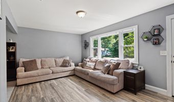 482 Radovan Ave, Bayville, NJ 08721