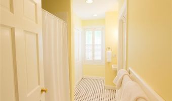 487 Spring St 1, Newport, RI 02840