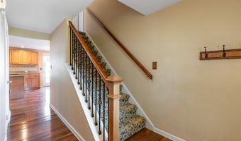 53 Brookpark Dr, Amherst, NY 14228