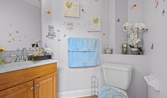 120 WYNNEFIELD Rd, Bear, DE 19701