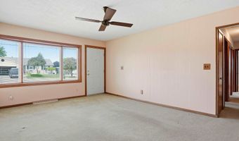 7589 Colony Dr, Algonac, MI 48001