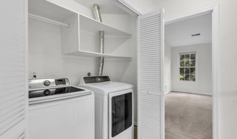 6618 FROST LAKE Ln, Alexandria, VA 22315