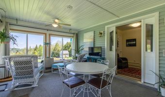 938 Stevens Rd, Barton, VT 05822