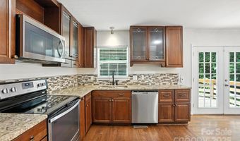 2528 Arnold Dr, Charlotte, NC 28205