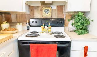 1222 W BOHLAND St, Avon Park, FL 33825