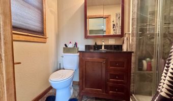 203 3rd Ave SW, Bowman, ND 58623