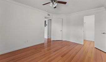 415 LAKEPOINTE Dr 207, Altamonte Springs, FL 32701