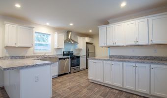 4 REHOBETH Cir, Clayton, DE 19938