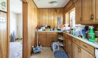542 Ga Highway 64, Alma, GA 31510