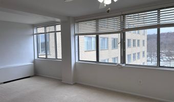 6621 WAKEFIELD Dr 504, Alexandria, VA 22307