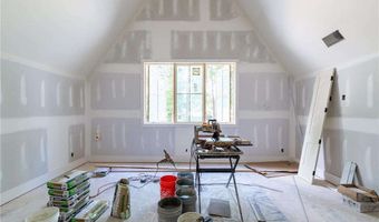195 Shady Grv, Alpharetta, GA 30009