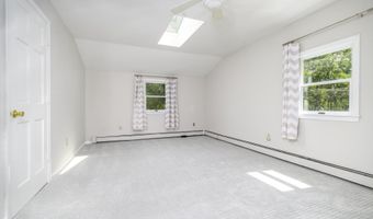 72 Harvey Rd, Ridgefield, CT 06877