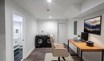 3905 8TH St, Baltimore, MD 21225