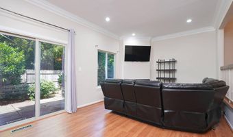 10704 MUIRFIELD Dr, Potomac, MD 20854
