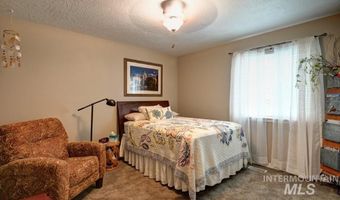 12453 W Meadow Wood Dr, Boise, ID 83713