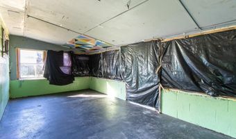 204 E ADAMS St, Abingdon, IL 61410