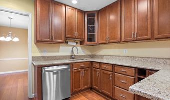 10 PINTO Ct, Rockville, MD 20850