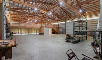 21805 BOONES FERRY Rd, Aurora, OR 97002