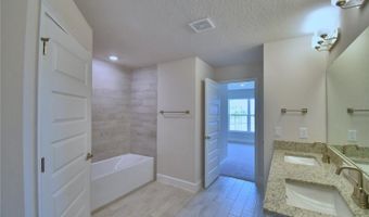 5208 TENNESSEE RIDGE Ct, Auburndale, FL 33823