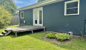 136 W Elizabeth St, Alma, MI 48801