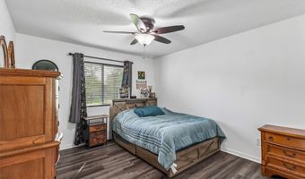615 10th Ave NW, Altoona, IA 50009