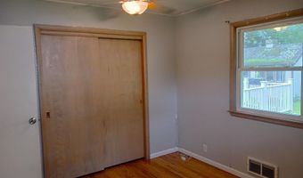 930 WASHINGTON St, Wisconsin Rapids, WI 54494