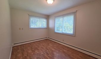 92 Chester Tpke 1St Floor, Auburn, NH 03032