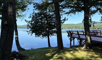 4 N Shore Rd, Abbot, ME 04406