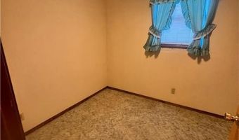 115 1st St SE, Akeley, MN 56433