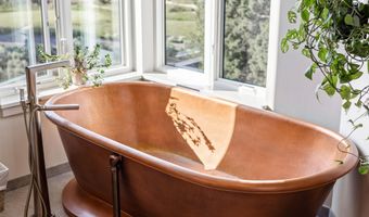 22850 Stone Wall Ct, Bend, OR 97701