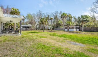 76 Ave H, Apalachicola, FL 32320