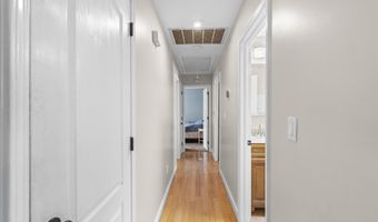 1 Rev Taylor Dr, Ansonia, CT 06401