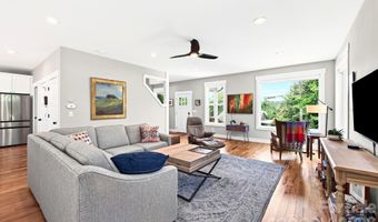 82 Frances St, Asheville, NC 28806