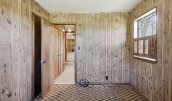 8526 SE 70th Ter, Baxter Springs, KS 66713