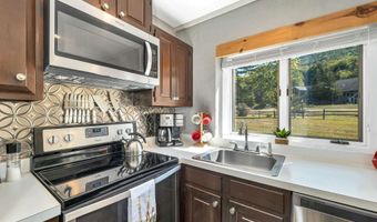 3 River Run Dr A, Bartlett, NH 03812