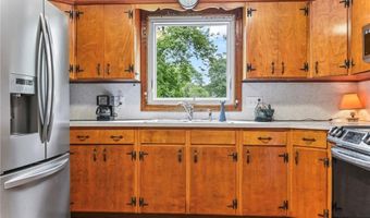 373 Fletcher Rd, North Kingstown, RI 02852