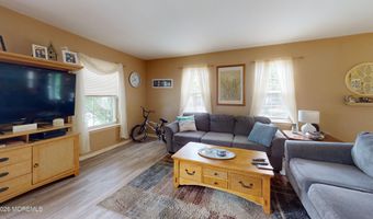 105 Sandpiper Ln 105, Bayville, NJ 08721