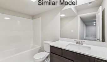 724 NE Meadow Landing Dr, Ankeny, IA 50021