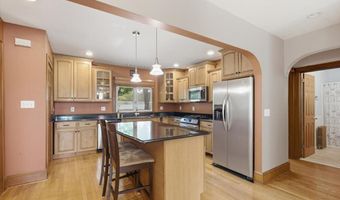 107 Van Rensselaer Blvd, Albany, NY 12204