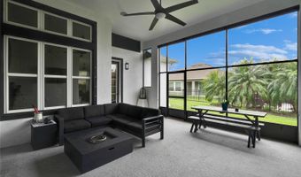 6927 CRESTPOINT Dr, Apollo Beach, FL 33572