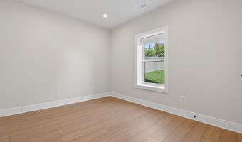 881 N MANCHESTER St, Arlington, VA 22205