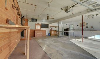 201 4th St, Armstrong, IA 50514