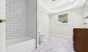 2314 W 8th St, Anderson, IN 46016