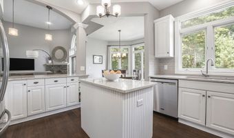 6305 Scarborough Dr SE, Ada, MI 49301