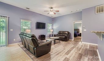 1305 Lauren Village Dr, Charlotte, NC 28213