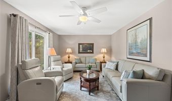 486 Ironwood Dr, Ballwin, MO 63011