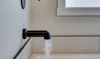 646 NW 28TH St, Battle Ground, WA 98604