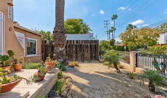 7620 Waring Ave, Los Angeles, CA 90046