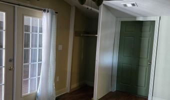 213 LUMBER St, Lincolnton, GA 30817