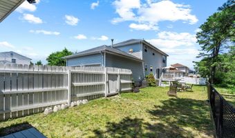 1527 Berkeley Ave, Beachwood, NJ 08722